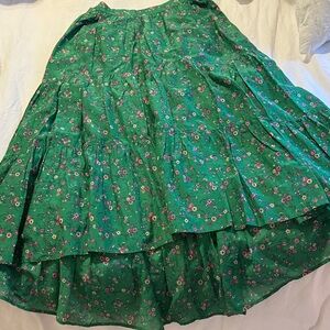 XiRENA Green Floral High Low Skirt
